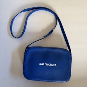 BALENCIAGA // crossbody camera bag